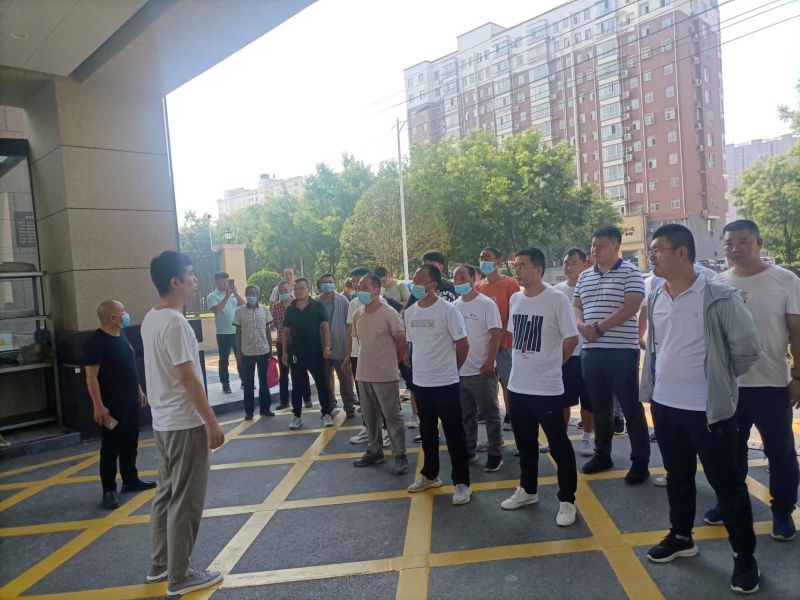 不斷學(xué)習，不斷超越丨集團公司組織各項目經(jīng)理前往碧桂園·天璽項目觀(guān)摩學(xué)習 